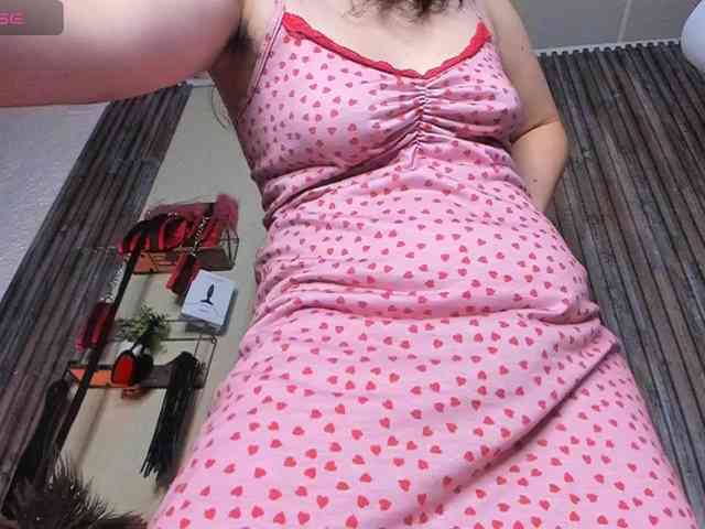 HairyValeri webcam