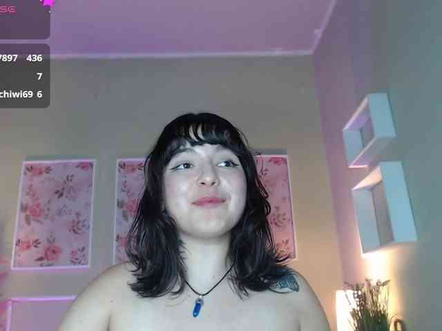 HairyValeri webcam