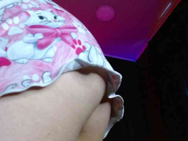HairyValeri webcam