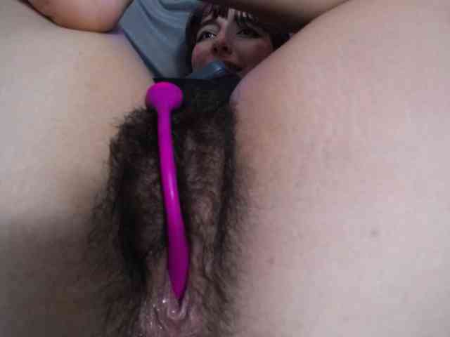 HairyValeri webcam