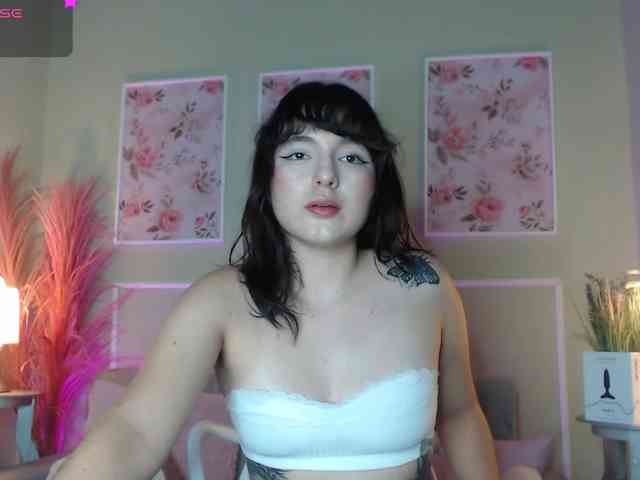 HairyValeri webcam