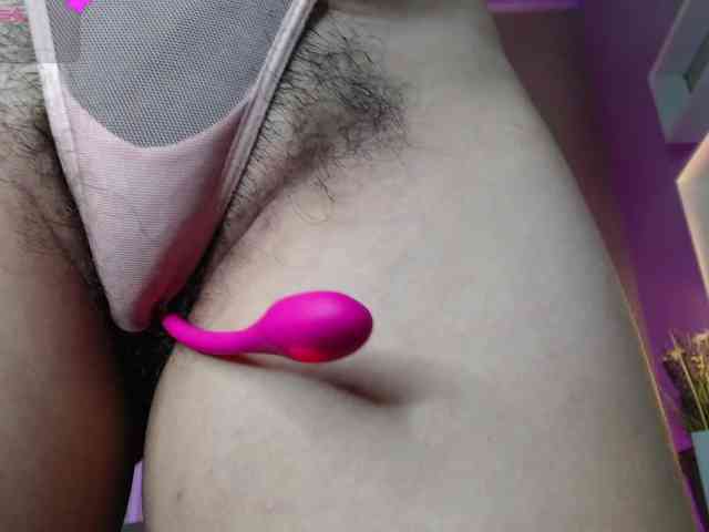 HairyValeri webcam
