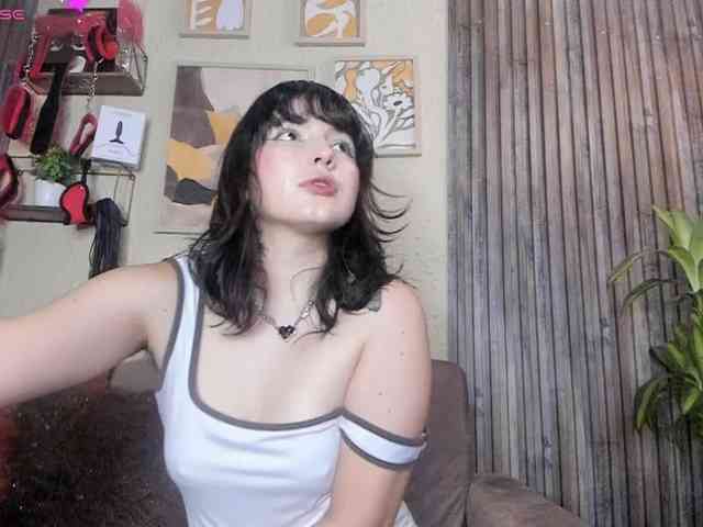 HairyValeri webcam