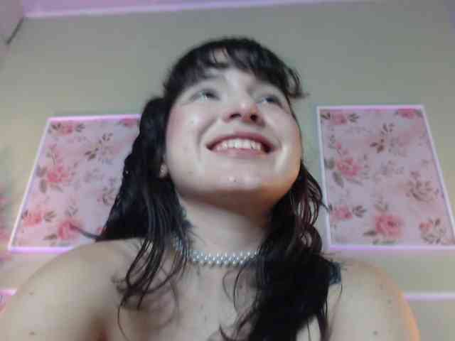 HairyValeri webcam