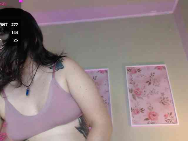 HairyValeri webcam