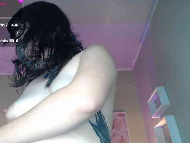 HairyValeri webcam