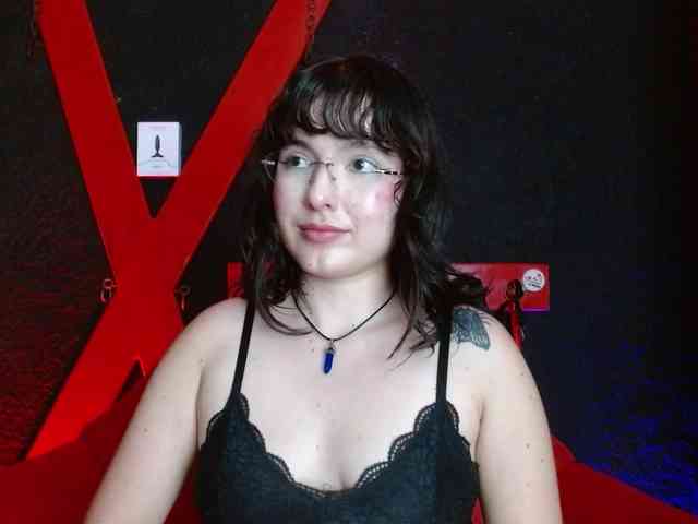HairyValeri webcam