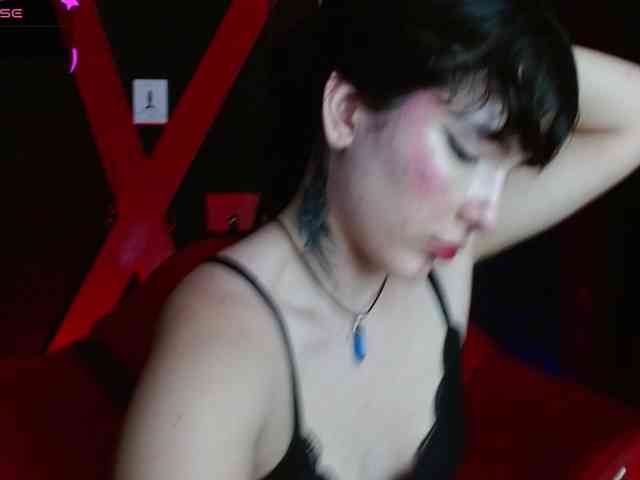 HairyValeri webcam