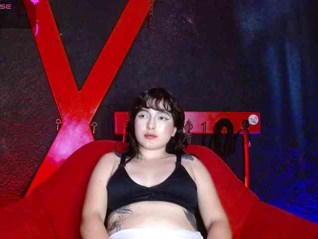 HairyValeri webcam