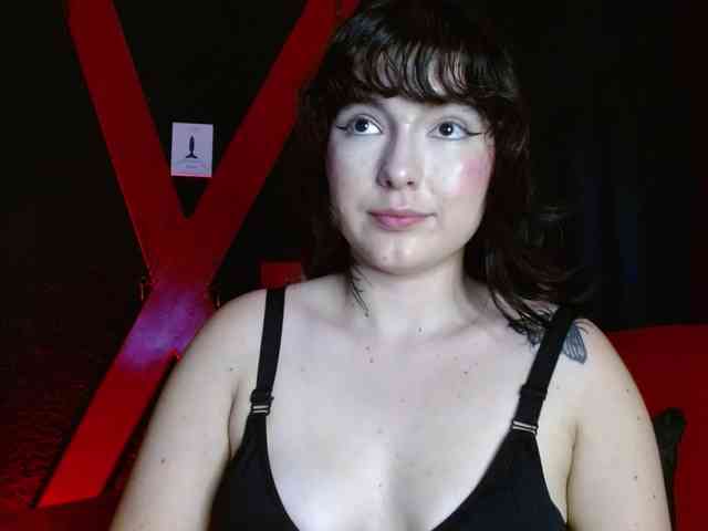 HairyValeri webcam
