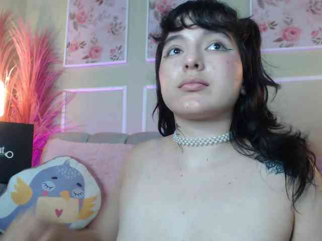 HairyValeri webcam