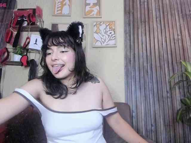 HairyValeri webcam