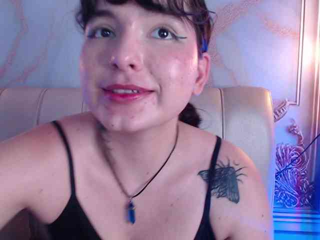 HairyValeri webcam