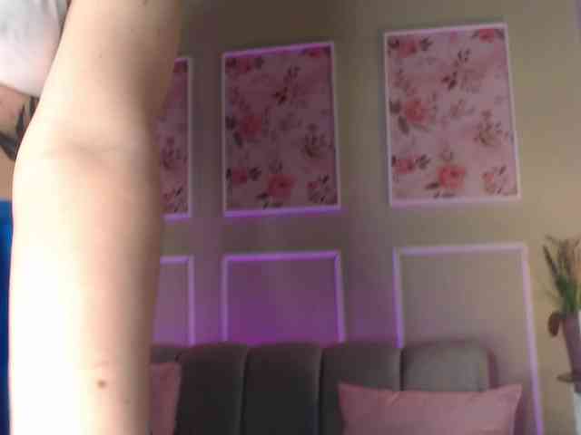 HairyValeri webcam