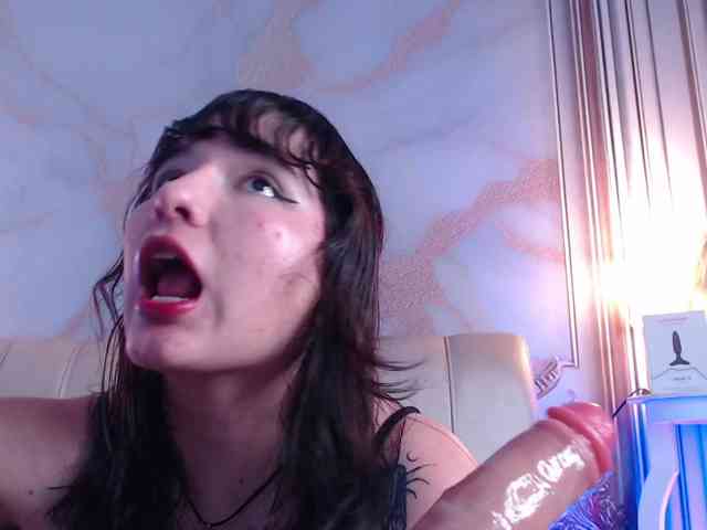 HairyValeri webcam