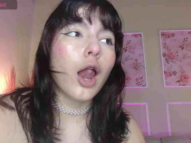 HairyValeri webcam