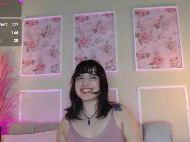 HairyValeri webcam