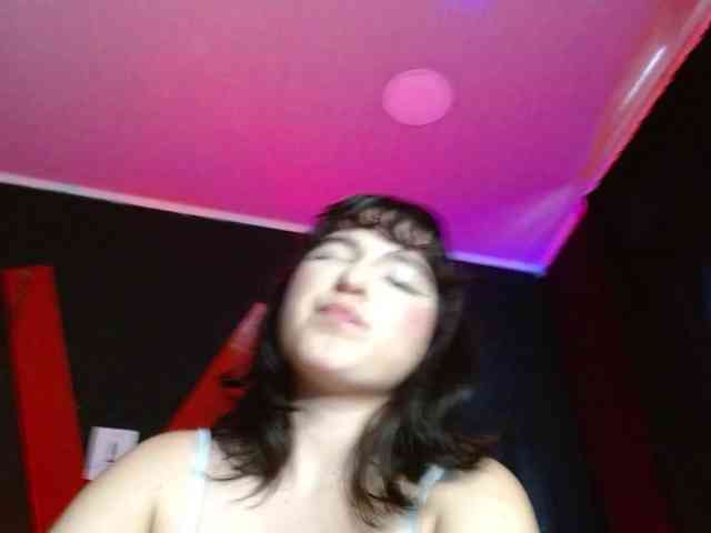 HairyValeri webcam