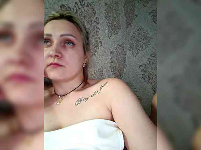 Karina1003 Live Webcam on BongaCams
