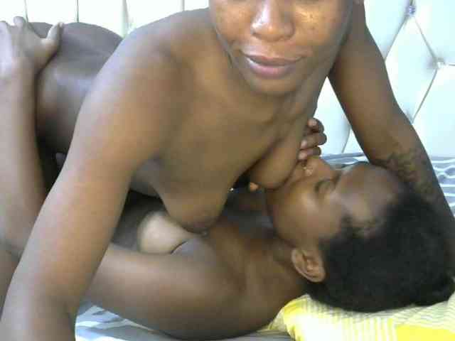Sweet-plums webcam