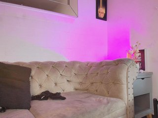 EllenaBoobs Porn Show