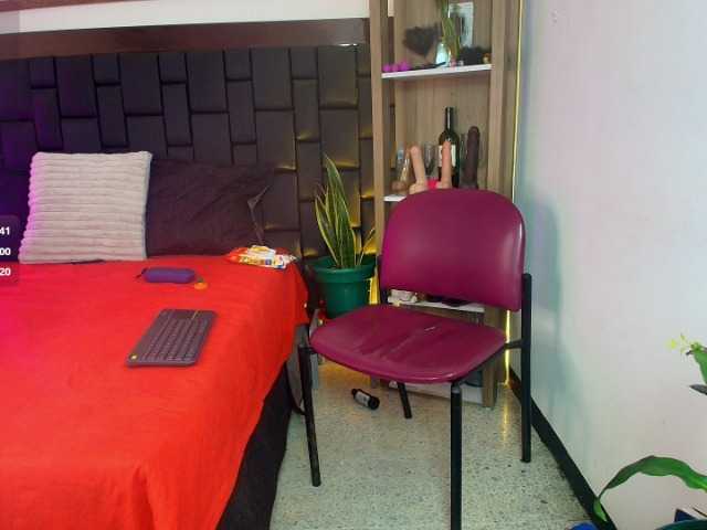 EllenaBoobs webcam bongacams model stream image