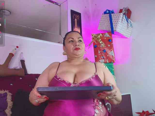 EllenaBoobs EllenaBoobs