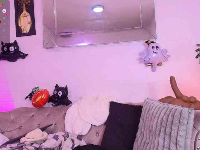 EllenaBoobs webcam
