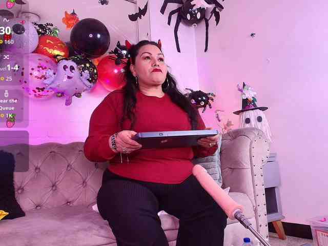 EllenaBoobs webcam
