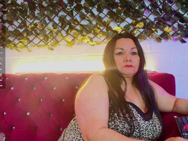 EllenaBoobs webcam