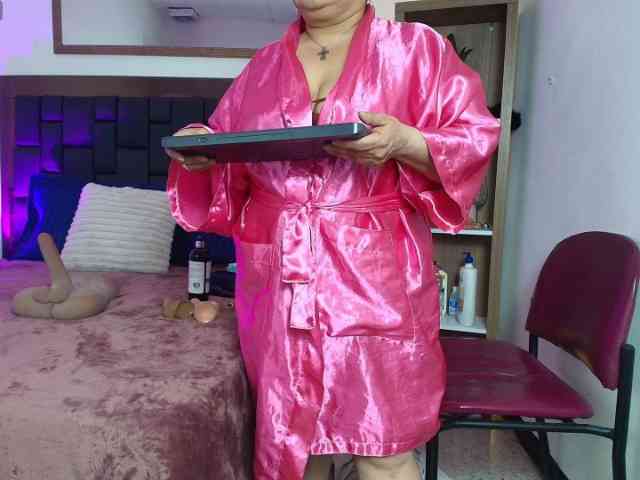 EllenaBoobs EllenaBoobs