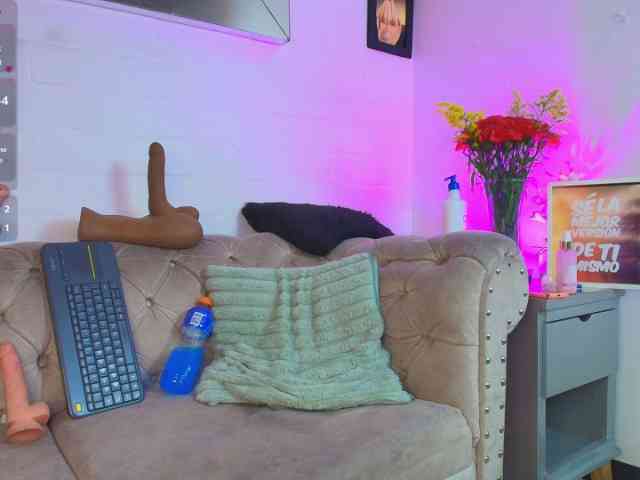 EllenaBoobs EllenaBoobs