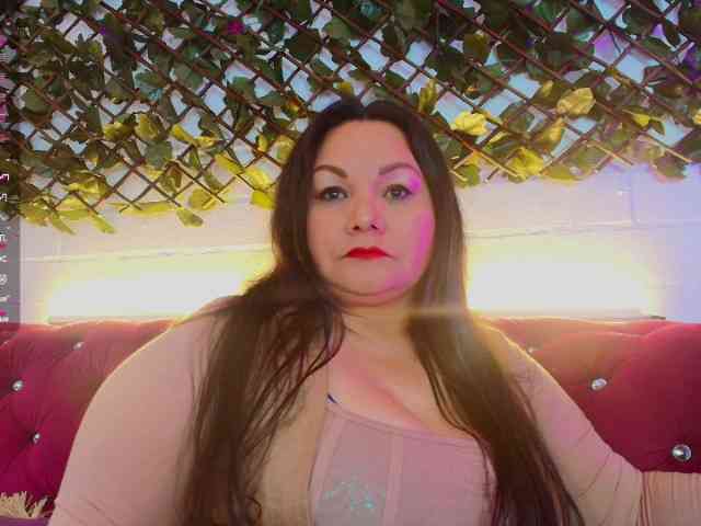 EllenaBoobs webcam