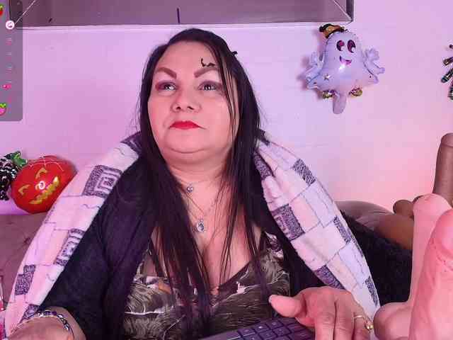 EllenaBoobs webcam