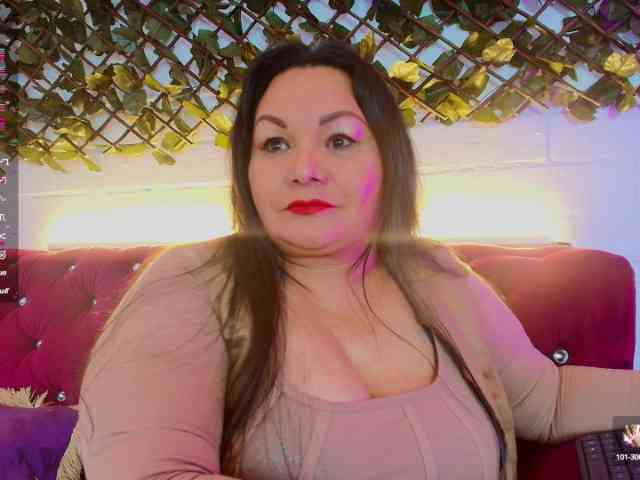 EllenaBoobs webcam