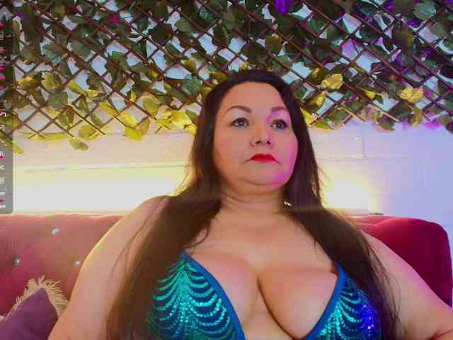EllenaBoobs webcam