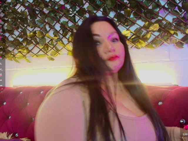 EllenaBoobs webcam