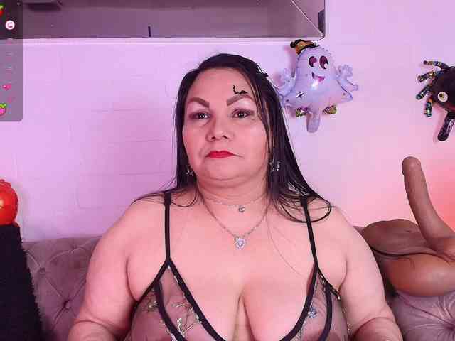 EllenaBoobs webcam