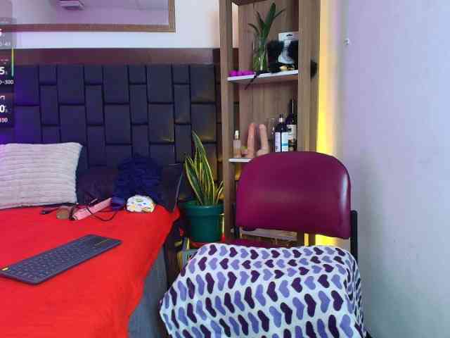 EllenaBoobs EllenaBoobs