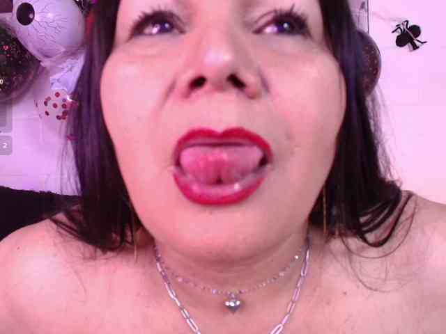 EllenaBoobs webcam