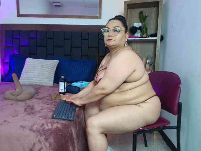 EllenaBoobs EllenaBoobs