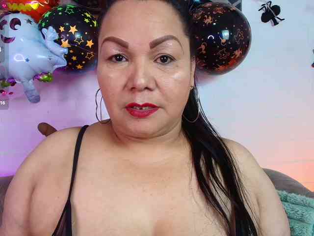 EllenaBoobs webcam