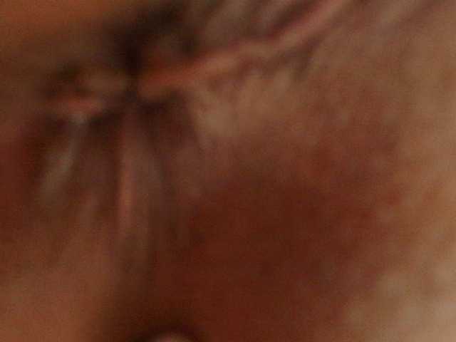 SCARLETTE04's BongaCams show and profile