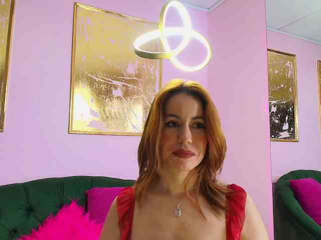 SCARLETTE04 Live Webcam on BongaCams