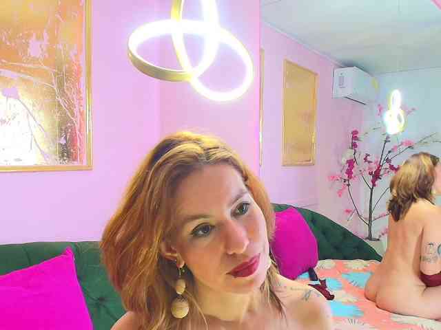 SCARLETTE04 webcam