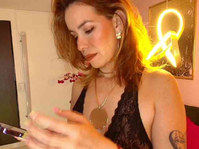 SCARLETTE04 webcam