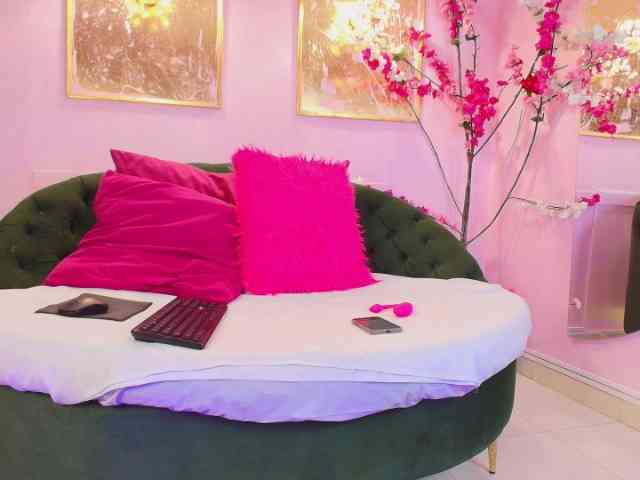 SCARLETTE04 SCARLETTE04