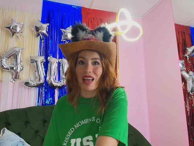 SCARLETTE04 webcam