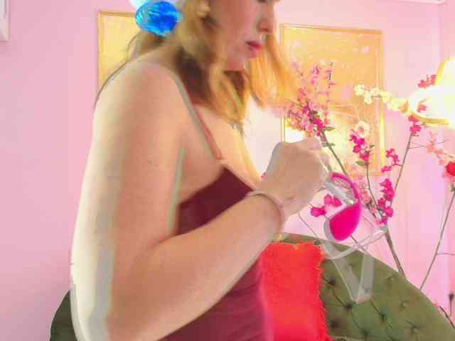 SCARLETTE04 SCARLETTE04