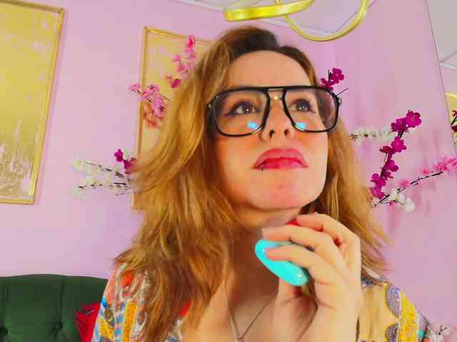 SCARLETTE04 SCARLETTE04